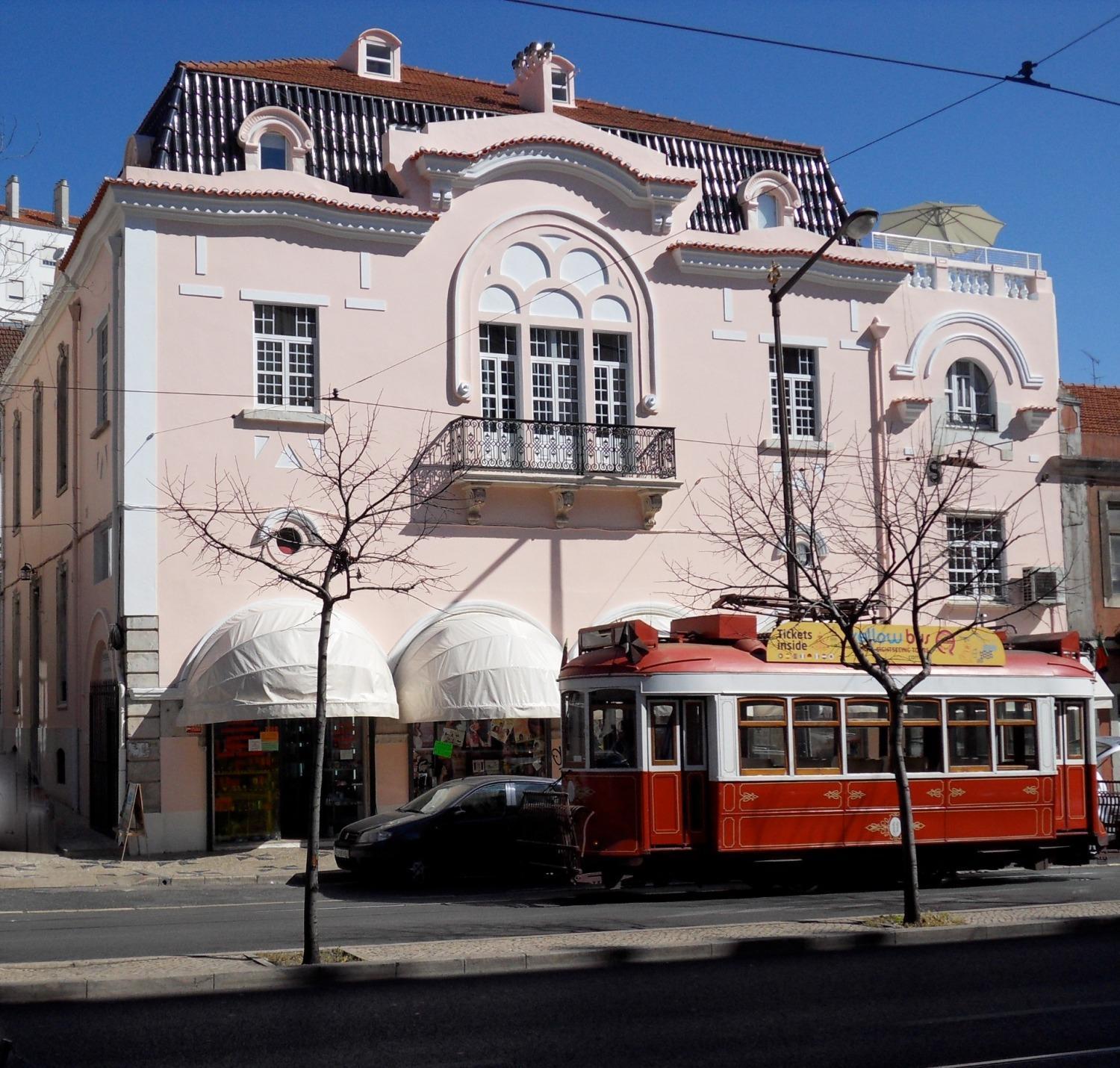Open Trace Unique 3 Bedroom Located Centeral Lissabon